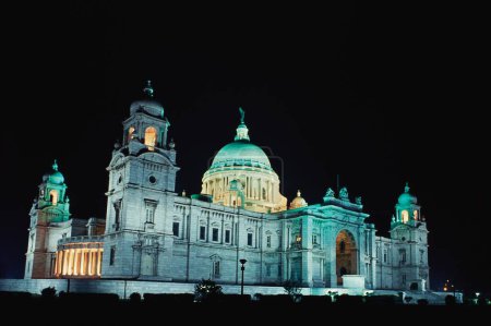 Foto de Vista nocturna del Victoria Memorial, Calcuta, Bengala Occidental, India - Imagen libre de derechos