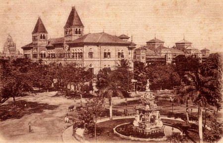 Foto de Flora Fuente de correos y oficina de telégrafo ahora llamado Hutatma Chowk; Fuerte; viejo Bombay mumbai maharashtra; India - Imagen libre de derechos