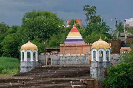 Téléchargez les photos : Ghat sur la rivière Krishna, miraj, Maharashtra, Inde, Asie - en image libre de droit