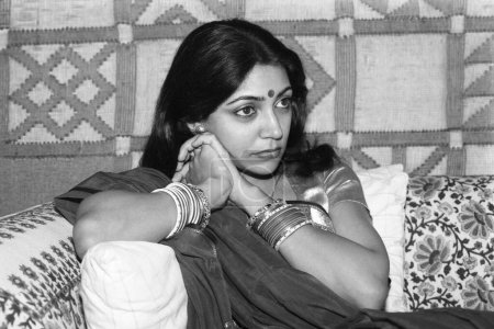 Téléchargez les photos : Vieux millésime indien années 1980 noir et blanc bollywood cinéma hindi film actrice, Inde, Deepti Naval, Dipti Naval, actrice indienne - en image libre de droit