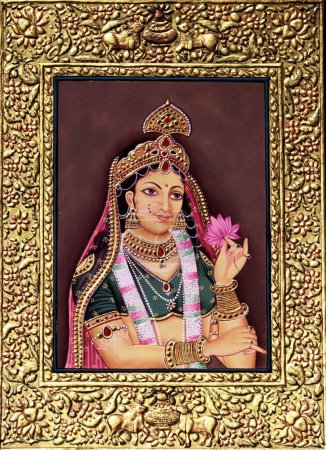 Téléchargez les photos : Radha peinture miniature sur papier avec gaufrage or - en image libre de droit