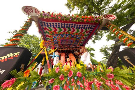 Téléchargez les photos : Chariot du dieu jagannath vishnu procession, Calcutta Kolkata, Bengale occidental, Inde - en image libre de droit