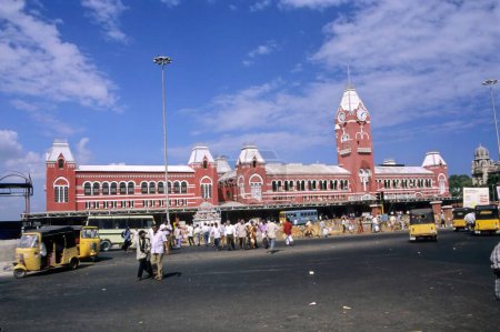 Téléchargez les photos : Gare ferroviaire, Chennai, Tamil Nadu, Inde - en image libre de droit