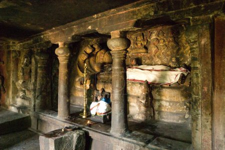 Foto de Templo de la cueva vishnu en Malayadippatti cerca de Tiruchchirappalli, Tamil Nadu, India - Imagen libre de derechos
