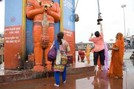 Téléchargez les photos : Statue de Hanuman, panchavati ramkund, Nasik, maharashtra, Inde, Asie - en image libre de droit