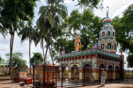 Téléchargez les photos : Temple anjaneya, khavatakoppa, karnataka, Inde, Asie - en image libre de droit