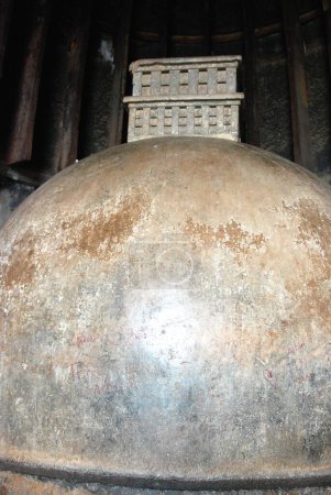 Stupa en cuevas de Bhaja No.12 Sala Chaitya en el siglo 12; Bhaja Village; Lonavala; Maharashtra; India