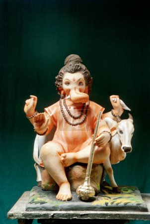 Téléchargez les photos : Ganesh ganpati Festival Elephant head Lord Idol for Ganesh Festival, Mumbai Bombay, Maharastra, Inde - en image libre de droit