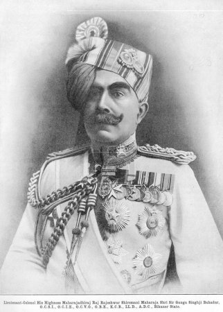 Téléchargez les photos : Princes of India Lieutenant-colonel Son Altesse Maharajadhiraj Raj Rajeshwar Shiromani Maharaja Shri Sir Ganga Singhji Bahadur, État de Bikaner, Rajasthan, Inde - en image libre de droit