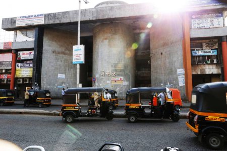 Foto de Estación de tren de Nerul, Navi Mumbai, maharashtra, India, Asia - Imagen libre de derechos