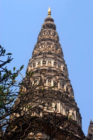 Le sommet du temple Shree Ram ; Tulsi baug ; Pune ; Maharashtra ; Inde