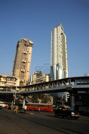 Foto de Alturas de órbita y torres residenciales shreepati, mumbai, maharashtra, India, Asia - Imagen libre de derechos