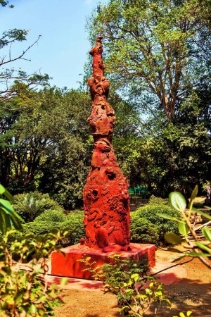 Téléchargez les photos : Pot en terre en Lalbagh Botanical Garden, Bangalore, Karnataka, Inde, Asie - en image libre de droit
