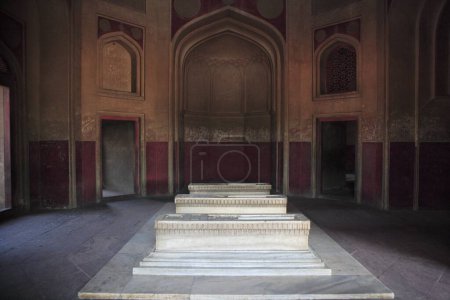 Téléchargez les photos : Chambres funéraires dans la tombe de Humayun construite en 1570, Delhi, Inde Patrimoine mondial de l'UNESCO - en image libre de droit
