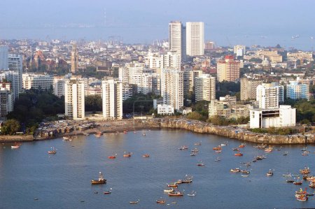 Téléchargez les photos : Vue aérienne de bâtiments de grande hauteur à Nariman Point, Mumbai, Maharashtra, Inde. - en image libre de droit
