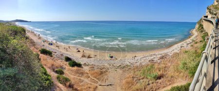 Téléchargez les photos : Gaeta, Latium, Italie 5 septembre 2021 : Photo panoramique des plages de la Piana di Sant'Agostino depuis la Via Flacca - en image libre de droit
