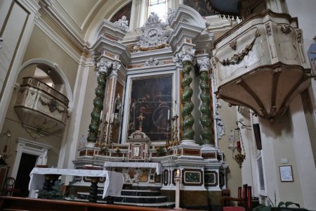 Foto de Tropea, Calabria, Italia 12 de junio de 2021: Interior de la Iglesia de Ges del Convento de los Padres Redentoristas del siglo XVII en Largo Padre di Netta - Imagen libre de derechos