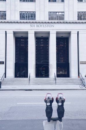 Téléchargez les photos : 501 Boylstone building in downtown Boston, États-Unis, le 12 février 2020 - en image libre de droit