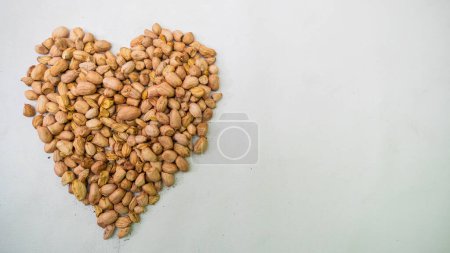Foto de Hortalizas de cacahuete en granos sueltos, porcionadas y sin cáscara - Imagen libre de derechos