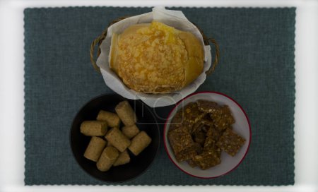 Traditionelles asiatisches vietnamesisches, japanisches und chinesisches Essen Harumaki auch als Frühlingsrolle bekannt