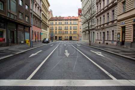 Téléchargez les photos : Bâtiments et rues dans le centre de Prague - en image libre de droit