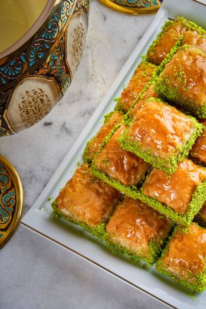 Téléchargez les photos : Bonbons de baklava turcs aux pistaches - en image libre de droit