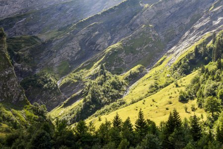 Téléchargez les photos : Beau paysage de montagne dans les Alpes - en image libre de droit