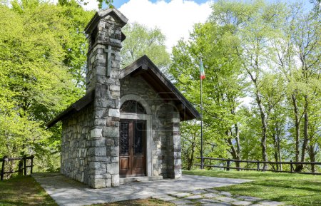 Téléchargez les photos : Petite chapelle en Italie - en image libre de droit