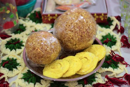 Big Boondi Laddoo is a popular Indian sweet that is made from boondi (small, round droplets of gram flour batter) and shaped into large laddoos (round sweet balls). 
