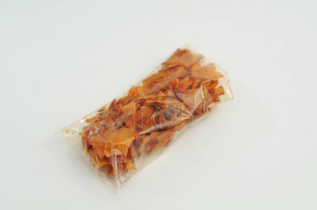 Téléchargez les photos : Beaucoup de carottes orange sèches dans le sac. - en image libre de droit