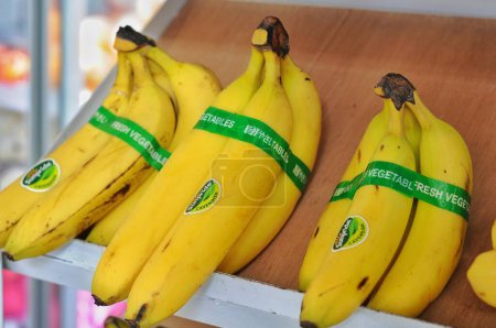 Téléchargez les photos : Banane sur le marché - en image libre de droit