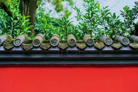 Téléchargez les photos : Mur de style chinois oriental rouge - en image libre de droit