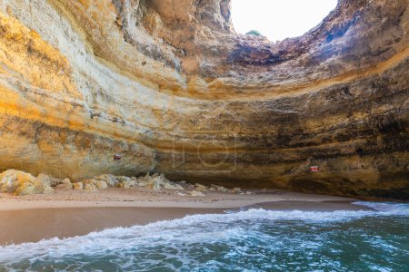 Höhlen von Benagil an der Algarve Portugal. 11. Oktober 2023.