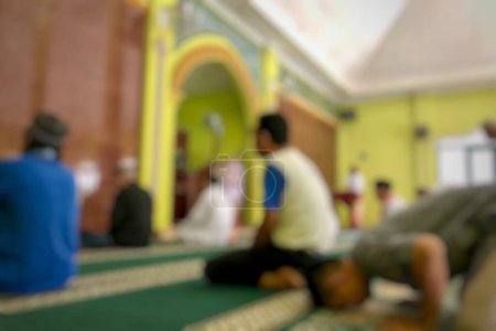 Foto de Oraciones borrosas en la mezquita, fondo abstracto - Imagen libre de derechos