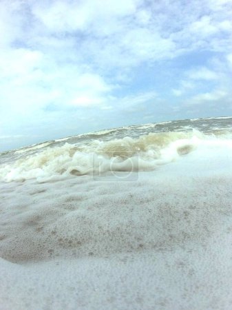 Foto de Ola de mar, espuma, vista al fondo, mar, océano, viaje por mar - Imagen libre de derechos