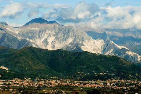 Marmorsteingruben von Carrara in der Bergkette der Alpi Apuane, Toskana, Italien