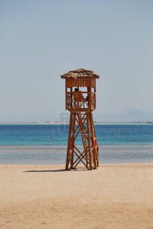 Foto de Bahía de Soma, Egipto - torre de guardia de la vida en la playa - Imagen libre de derechos