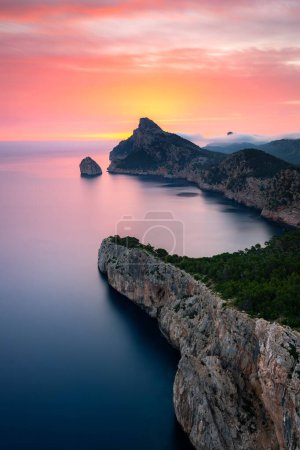 Kap Formentor bei Sonnenuntergang, Mallorca, Spanien. Hochwertiges Foto