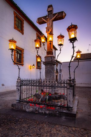 Téléchargez les photos : Christ des Lanternes à Cordoue - Espagne. Photo de haute qualité - en image libre de droit