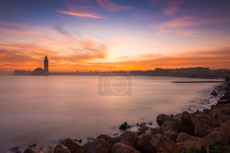 Foto de Costa de Casablanca durante la puesta del sol en Marruecos, África. Foto de alta calidad - Imagen libre de derechos