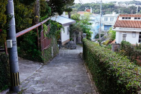 Alte Kopfsteinpflasterstraße in Okinawa
