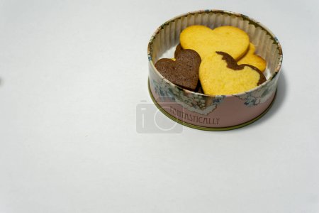 Foto de Foto de las cookies en una lata - Imagen libre de derechos