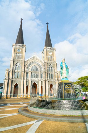 Foto de Beautiful Architecture Cathedral of the Immaculate Conception at Chanthaburi in Thailand - Imagen libre de derechos