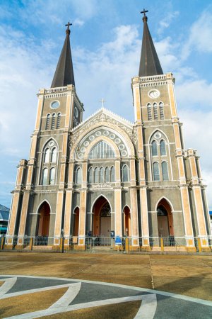 Foto de Beautiful Architecture Cathedral of the Immaculate Conception at Chanthaburi in Thailand - Imagen libre de derechos