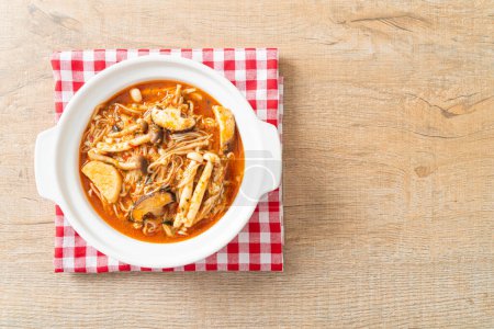 Stir-fried Spicy Mushroom with Tom Yum Soup - Vegan and Vegetarian food style