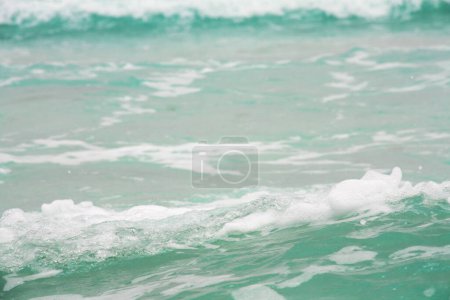 Photo for Acercamiento de Mar color turquesa, mar de Cancun.  Oceano Atlantico. - Royalty Free Image