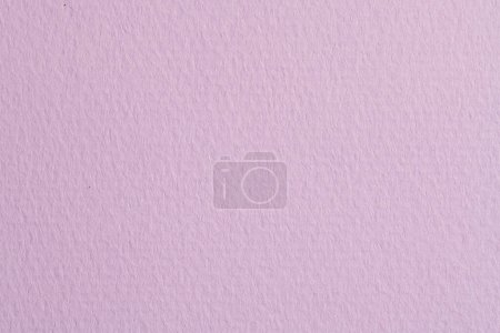 Foto de Fondo de papel kraft áspero, textura de papel monocromo color lila claro. Mockup con espacio de copia para texto - Imagen libre de derechos