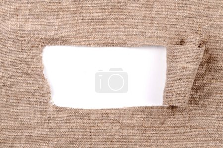 Téléchargez les photos : Cadre en lin non teint isolé sur fond blanc avec espace de copie découpé. modèle d'échantillon de tissu - en image libre de droit