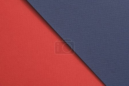 Foto de Fondo de papel kraft áspero, textura de papel rojo colores azules. Burla con espacio de copia para tex - Imagen libre de derechos