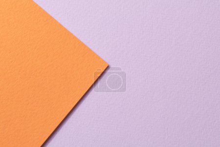 Téléchargez les photos : Papier kraft brut, texture de papier couleurs orange lilas. Maquette avec espace de copie pour tex - en image libre de droit